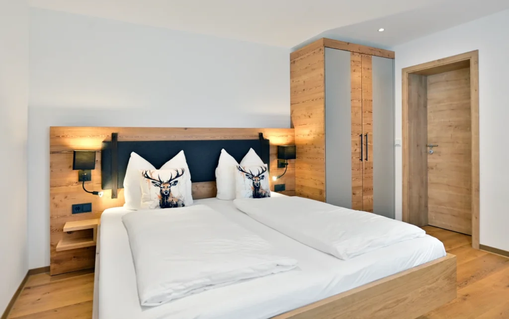 landhausingeborg_fewo_grossenalle_doppelbett