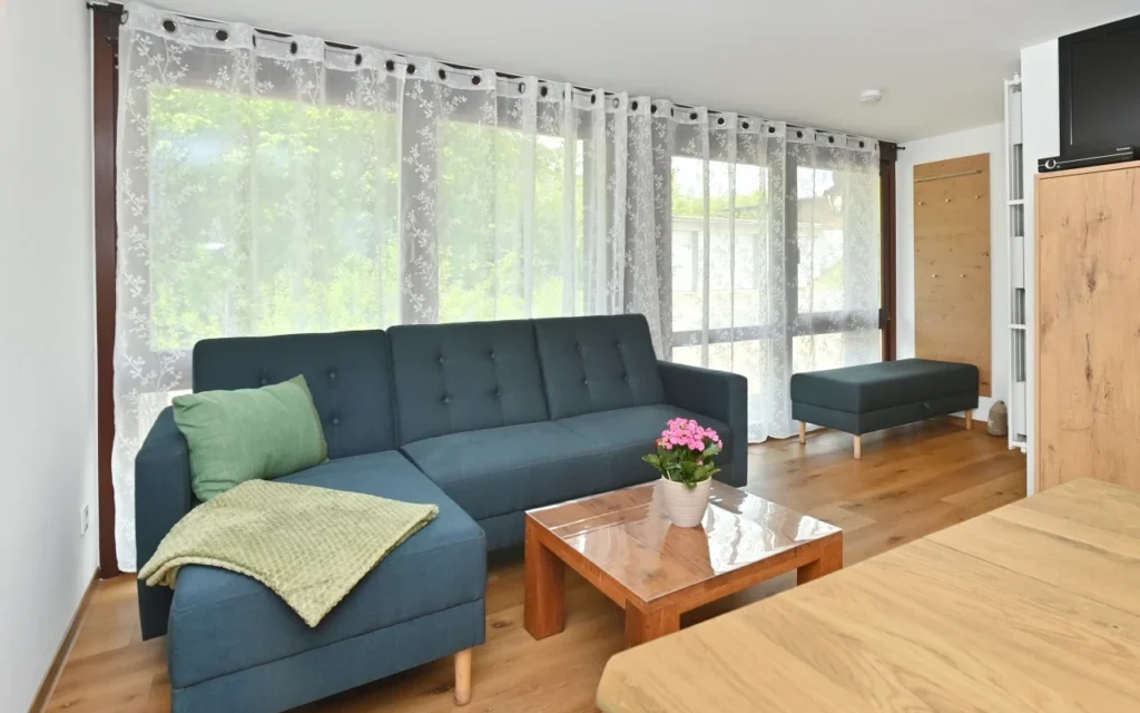 landhausingeborg_fewo_grossenalle_wohnzimmer
